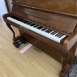 Piano 