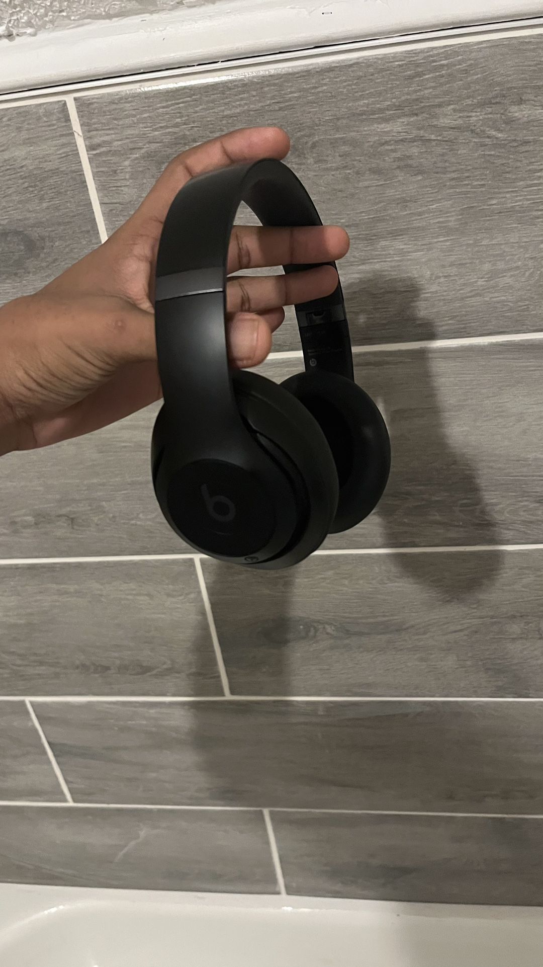 Beats studio pro headphones black