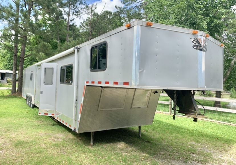 2005 vintage race car trailer and sleeper