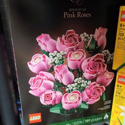 LEGO Botanicals Bouquet of Pink Roses set 