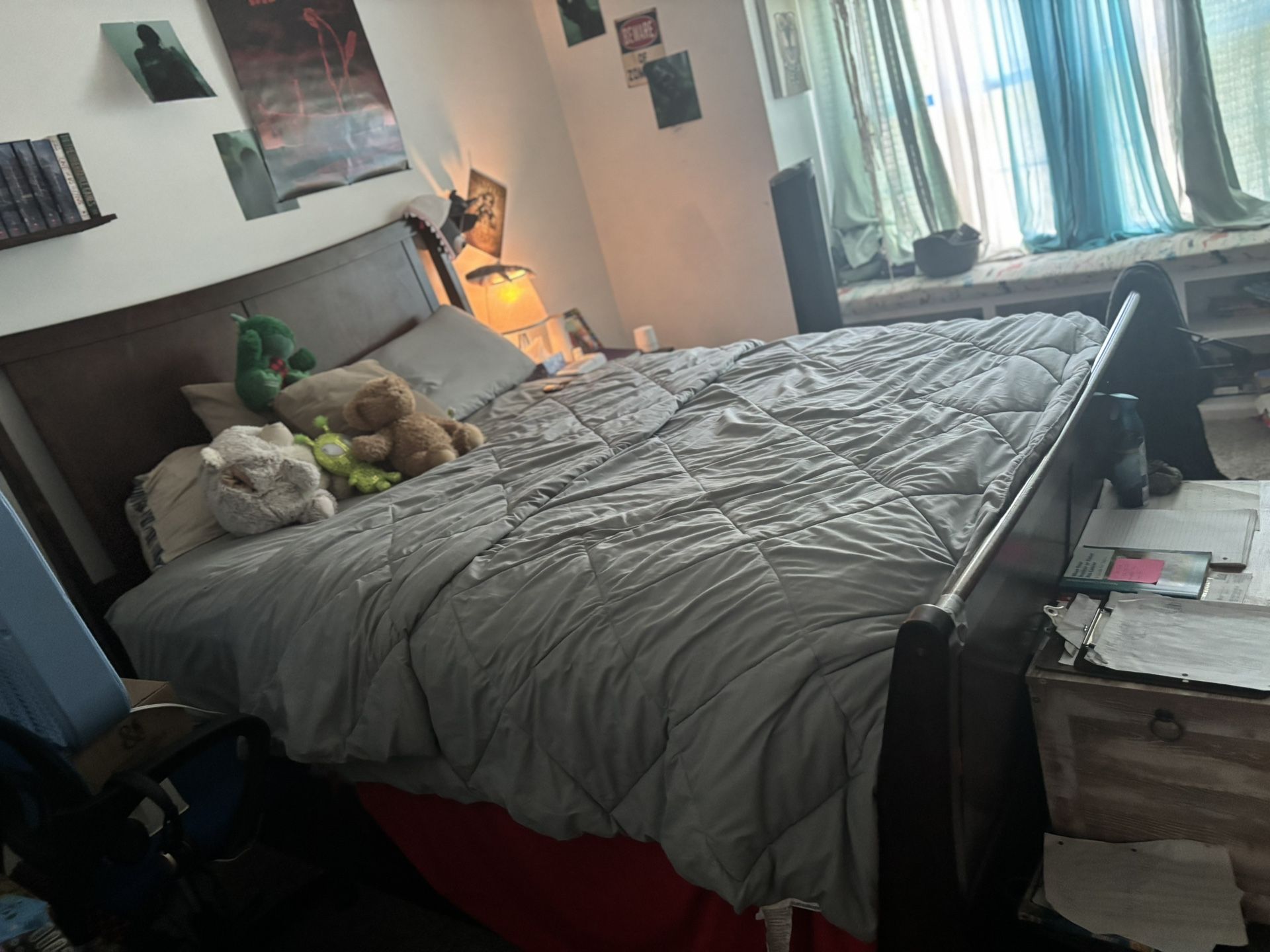 Queen Size Bedroom Set