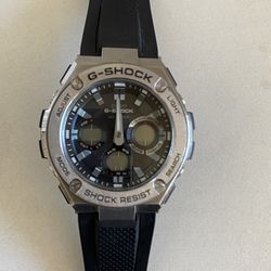 Casio G-Shock GM-110 Metal Bezel Watch Black Silver (Needs Battery)