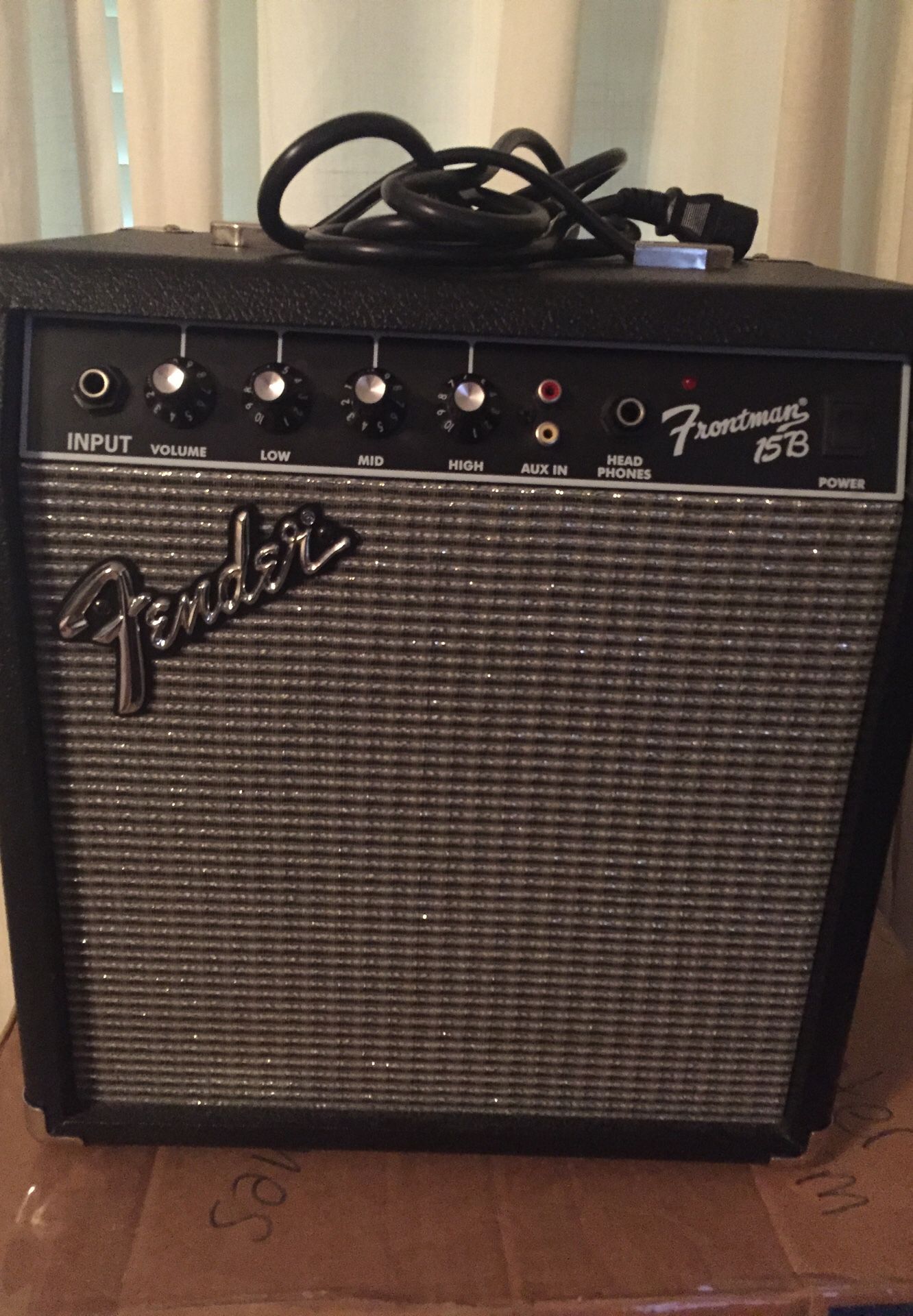 Fender Frontman 15B Amplifier 38w