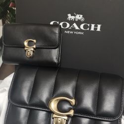Authentic coach purse and matching wallet.  