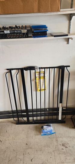 Pet gate