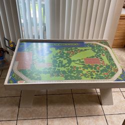 Thomas the Tank Engine & Friends Table