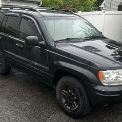 Jeep Grand Cherokee Laredo Sport Utility 4D