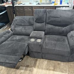 Grey Power Reclining Loveseat with 2 USB Ports