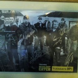 OBO!!!!!100%   Autographed by all captains real Deadliest catch poster