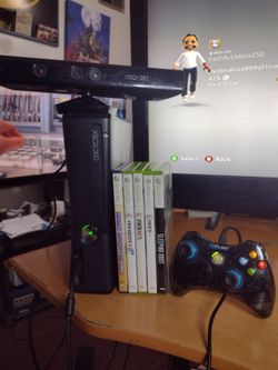 Xbox 360 Slim (250 GB)