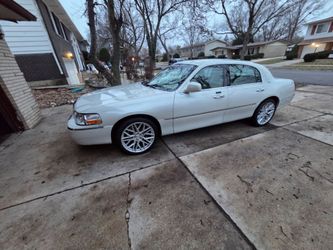 2006 Lincoln Town Car