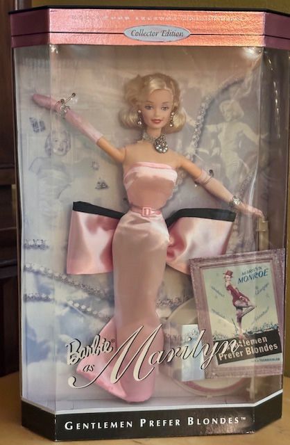 Collector Barbie - Barbie As Marilyn Monroe - Gentlemen Prefer Blondes - PINK (1997) - “Hollywood Legends Collection”.
