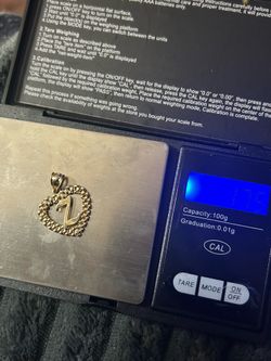 10k gold pendant