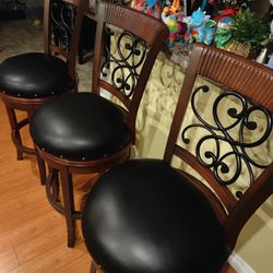 3 Swivel Bar Stools Chairs Bar stools 30"