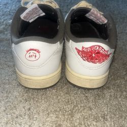 Jordan 1 Travis Scotts “Mocha”