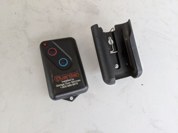 Guardian 2211 L Garage Door Opener Remote Control Clicker Gdor2b