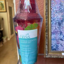 NEW 13-pc Cocktail Shaker Set