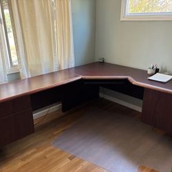  Cherry Wood Desk 