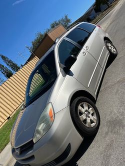 2004 Toyota Sienna