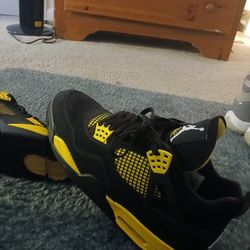 Air Jordan 4 Retro 