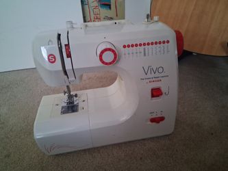 Sewing Machine VIVO by Singer