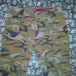 Wrangler Size 34/32 Straight Leg Pants