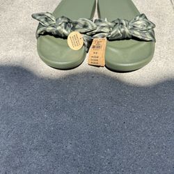 Not Available/ Donated 