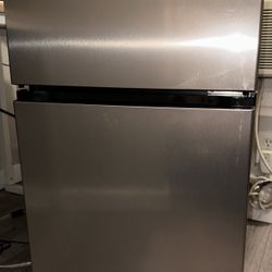 Mini Refrigerator with Freezer