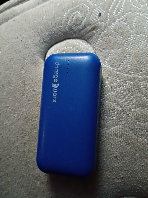 Blue Chargeworx Power Bank