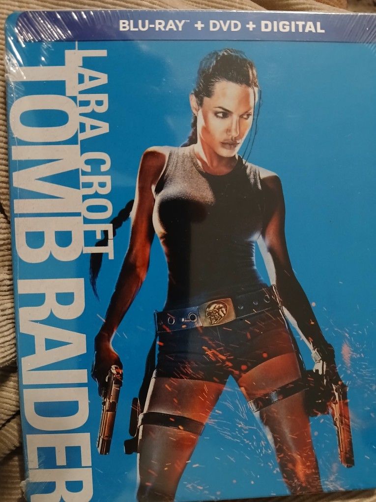 Tomb Raider Lara Croft Steelbook