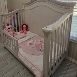 Evolur Madison convertible Crib