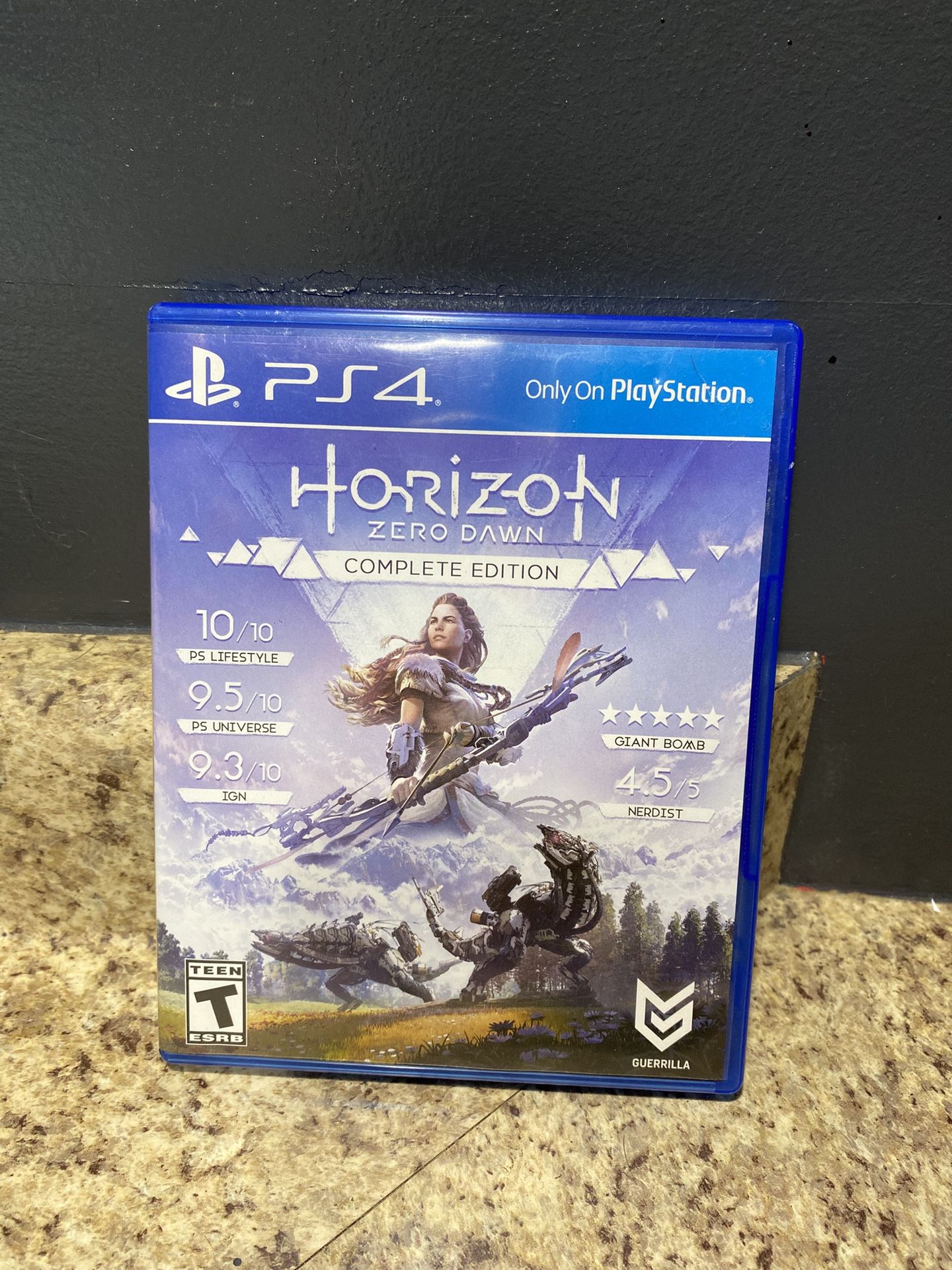 Horizon Zero Dawn - Complete Edition (PS4, 2017)
