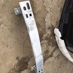 FRONT REINFORMENT 2010-2015 TOYOTA PRIUS REGULAR