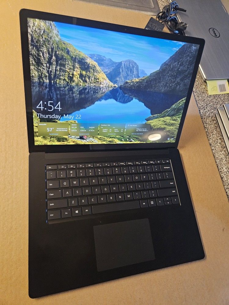 Microsoft Surface Laptop AMD Ryzen7 16gb Ram 512gb SSD Drive MS Office 15" Touchscreen 