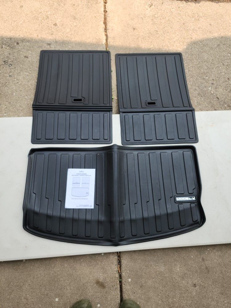 Tesla Model Y Floor Mats
