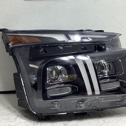 2021 2023 Hyundai Santa Fe right LED headlight (1AA)
