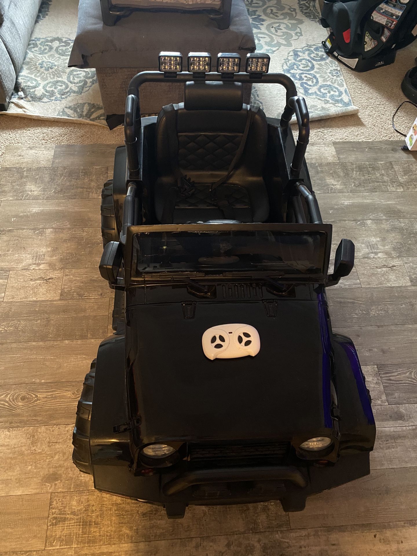 Jeep Wrangler Power Wheel With Parent Remote