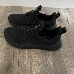 Men’s Adidas Sneakers Size 7 