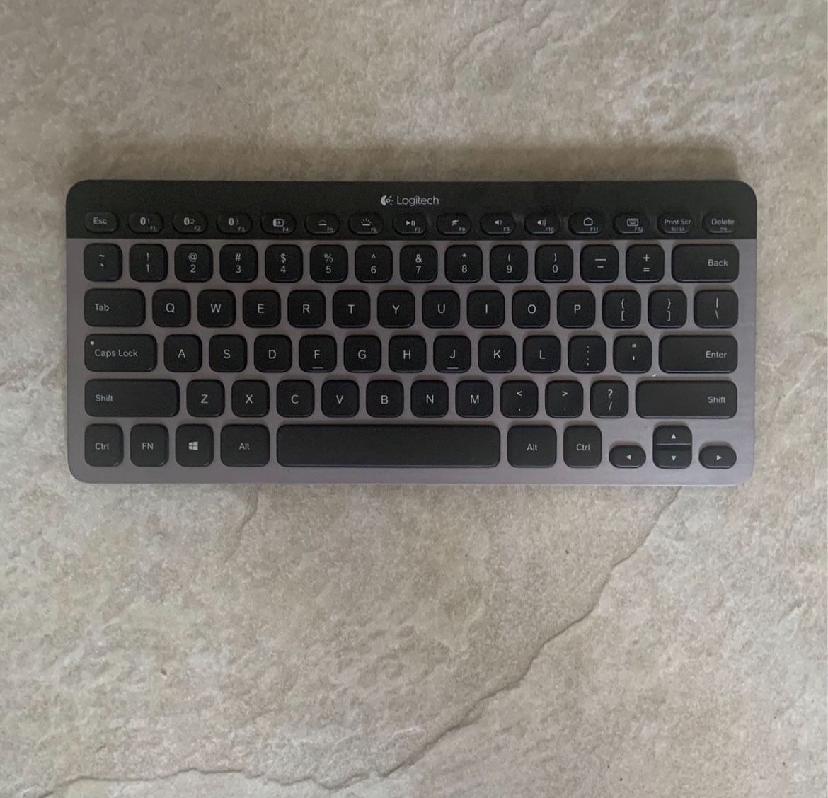 Logitech, Wireless Keyboard
