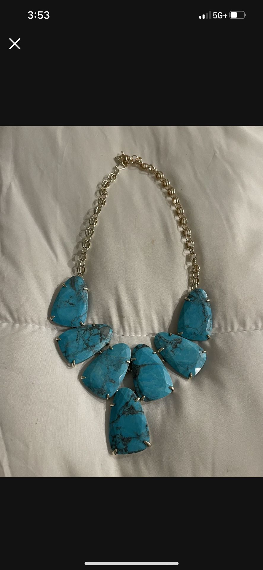 Blue  never worn Kendra Scott necklace