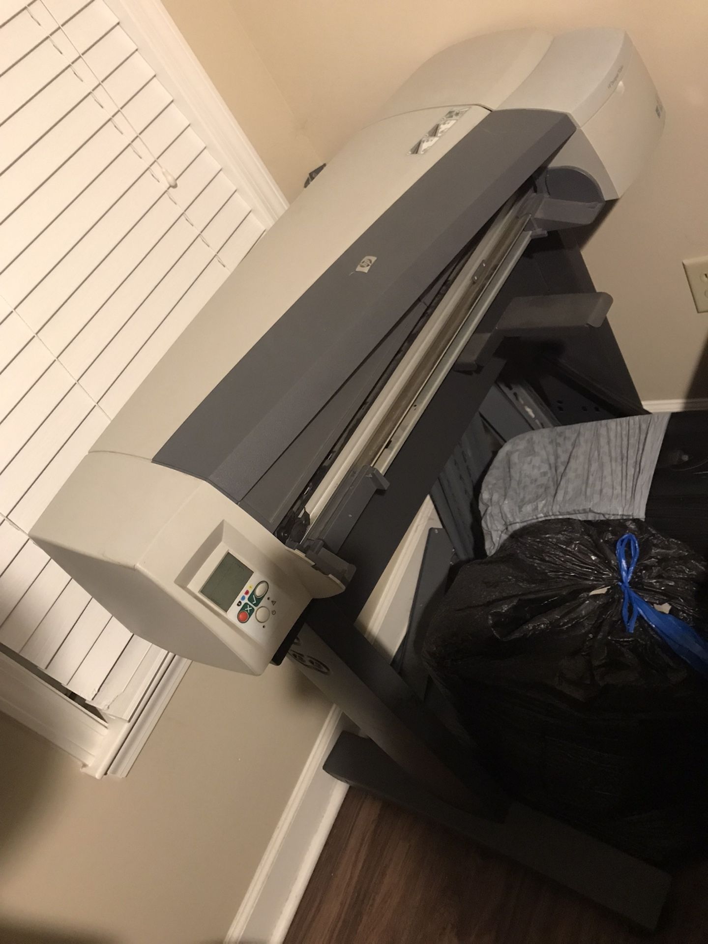 Hp Designjet 110 Plus Printer & 2 Large Brand New Boxes Of Printing Papers