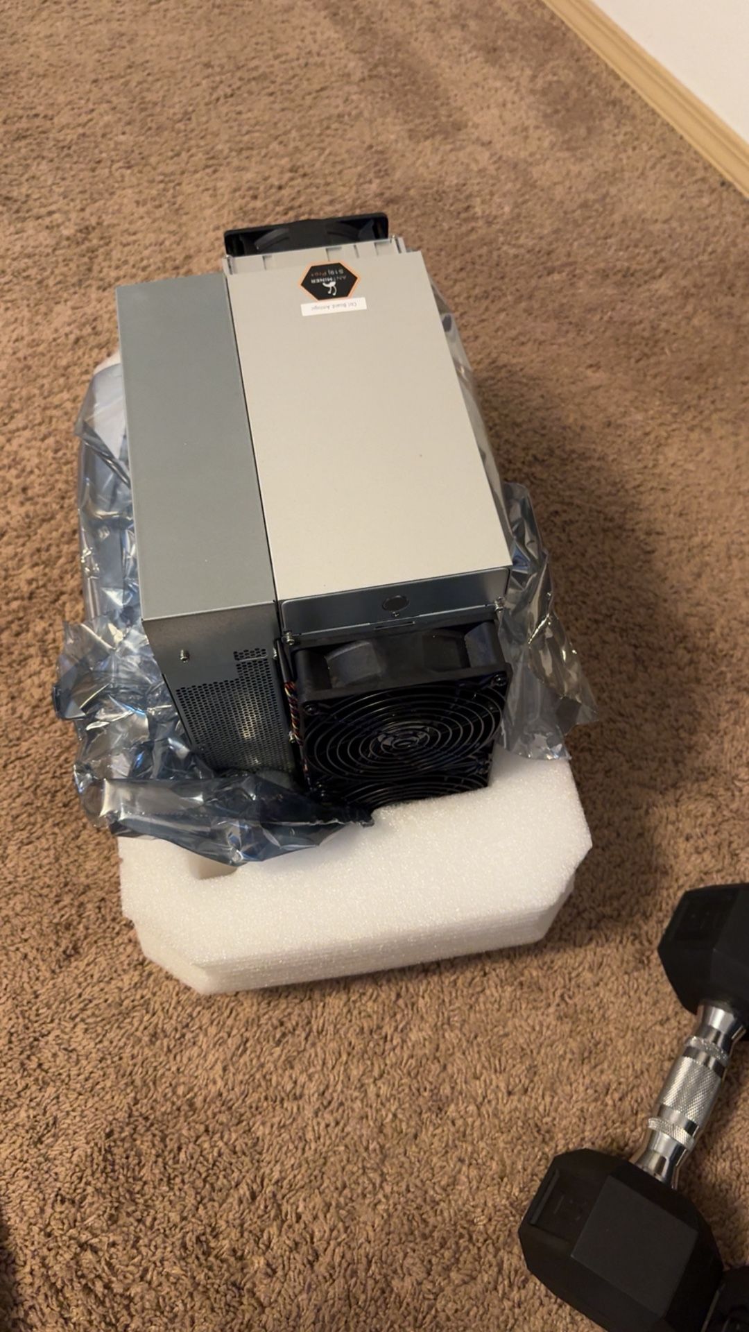 Bitcoin Miner S19Jpro+