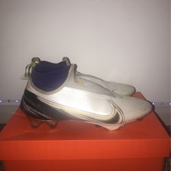 Soccer/Football Cleats Size 10.5
