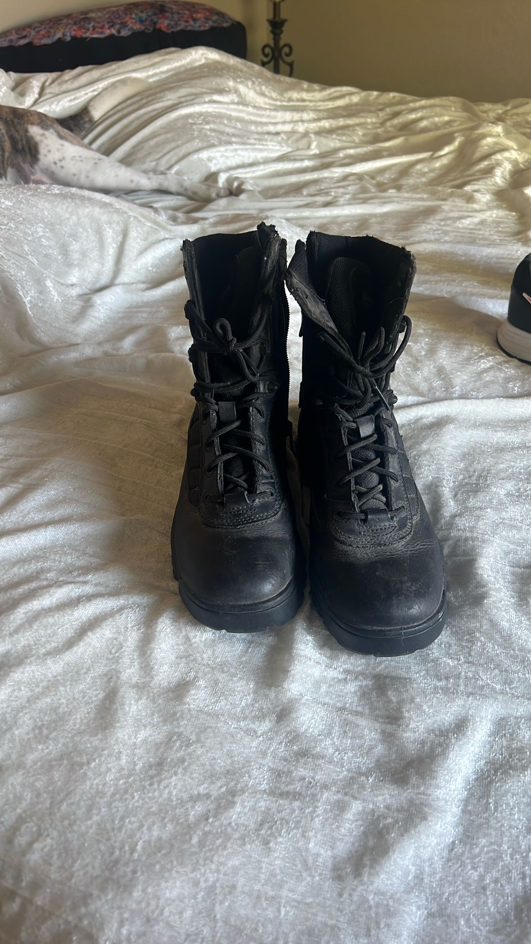 Women’s Hiking Boots 