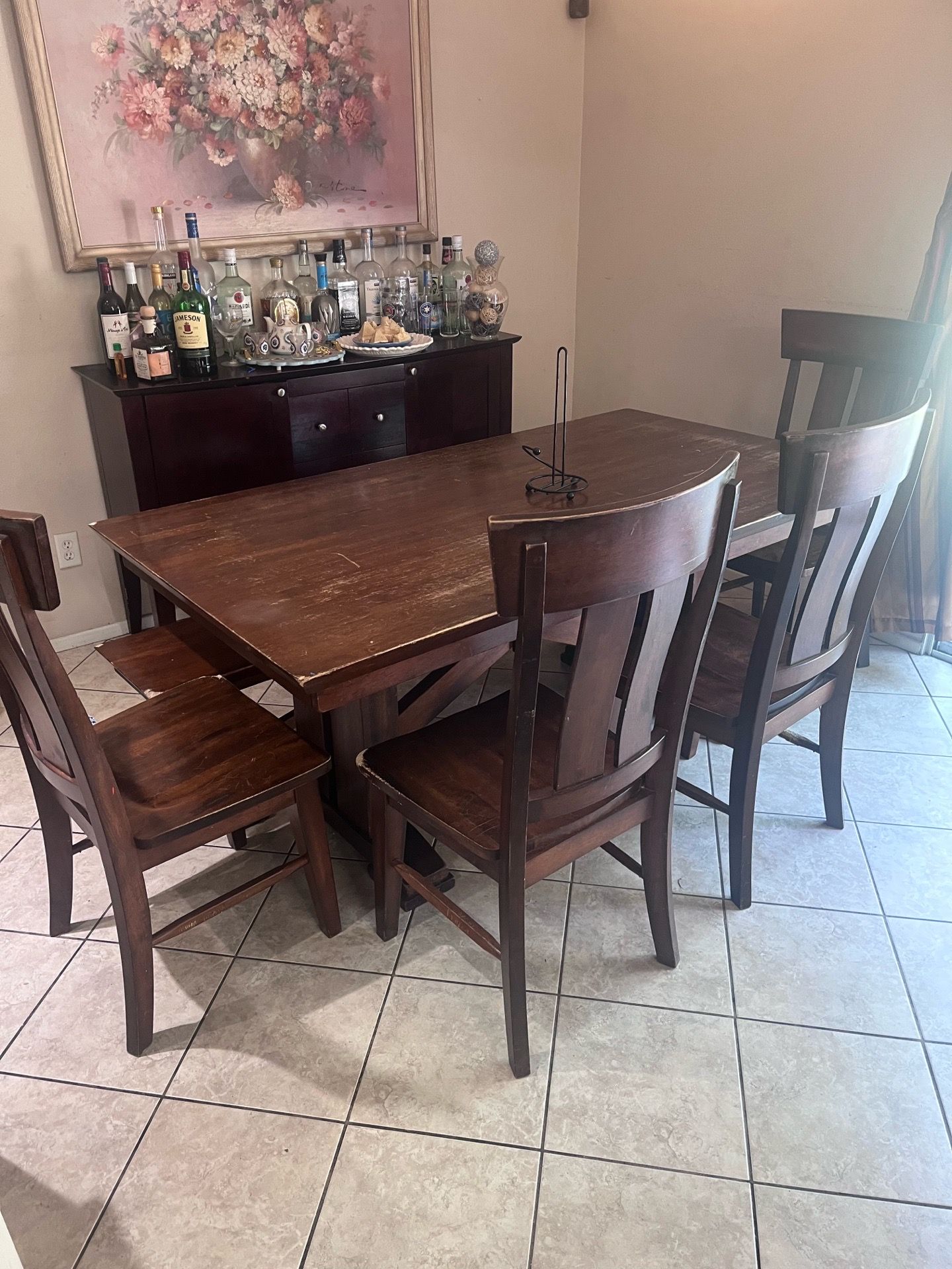 Dining table free