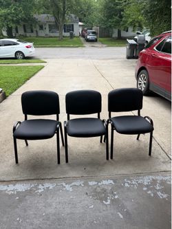 Guest chair