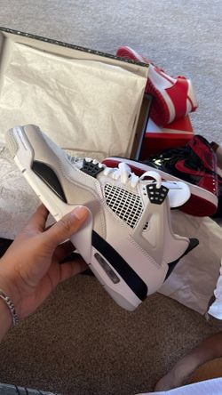 Jordan 4