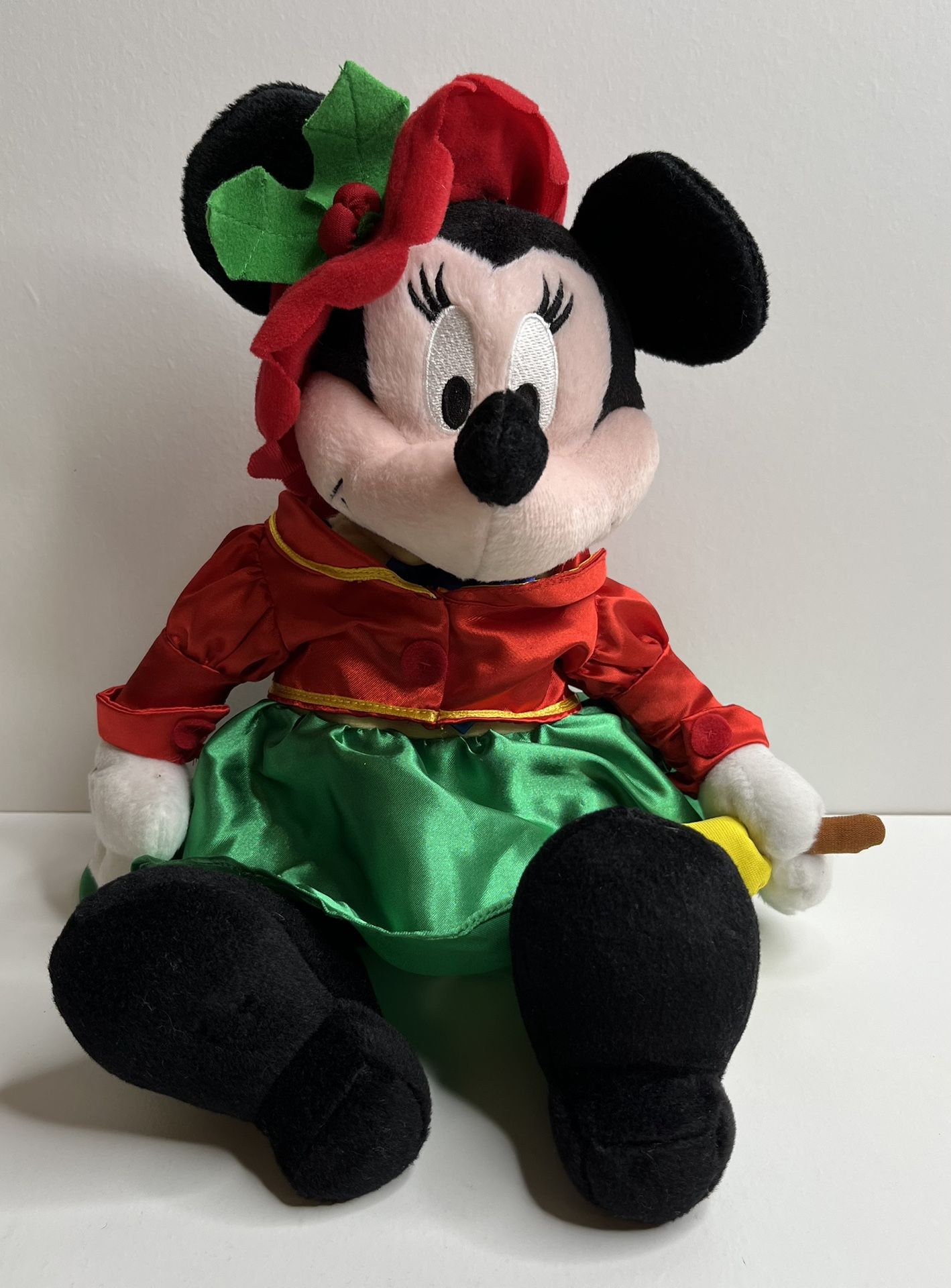 2002 Disney Store Exclusive Holiday Musical Dancer Minnie Mouse Christmas Plush