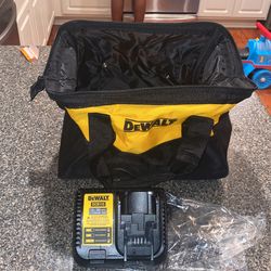 Dewalt Medium Size Tool Bag With DCB115 Charger