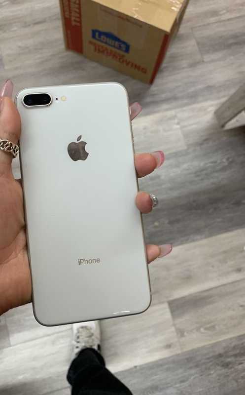 iPhone 8+ factory unlocked 64gb TMS2
